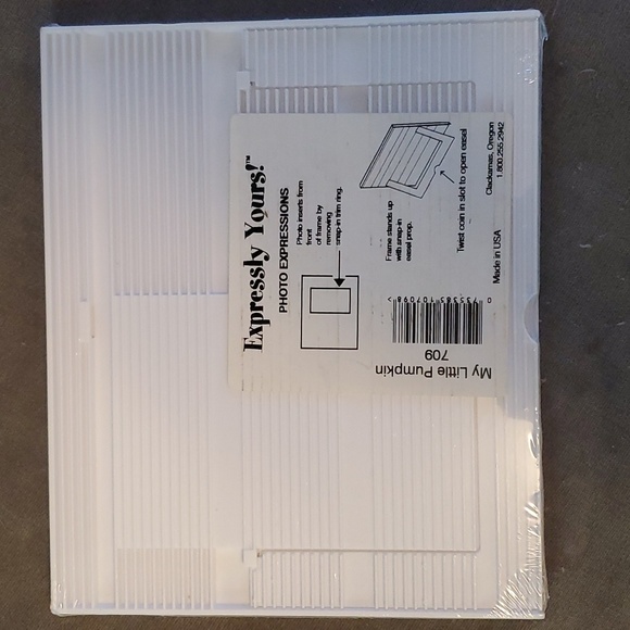 5/$20 New in plastic 5X4 My little pumpkin picture frame - Picture 2 of 4